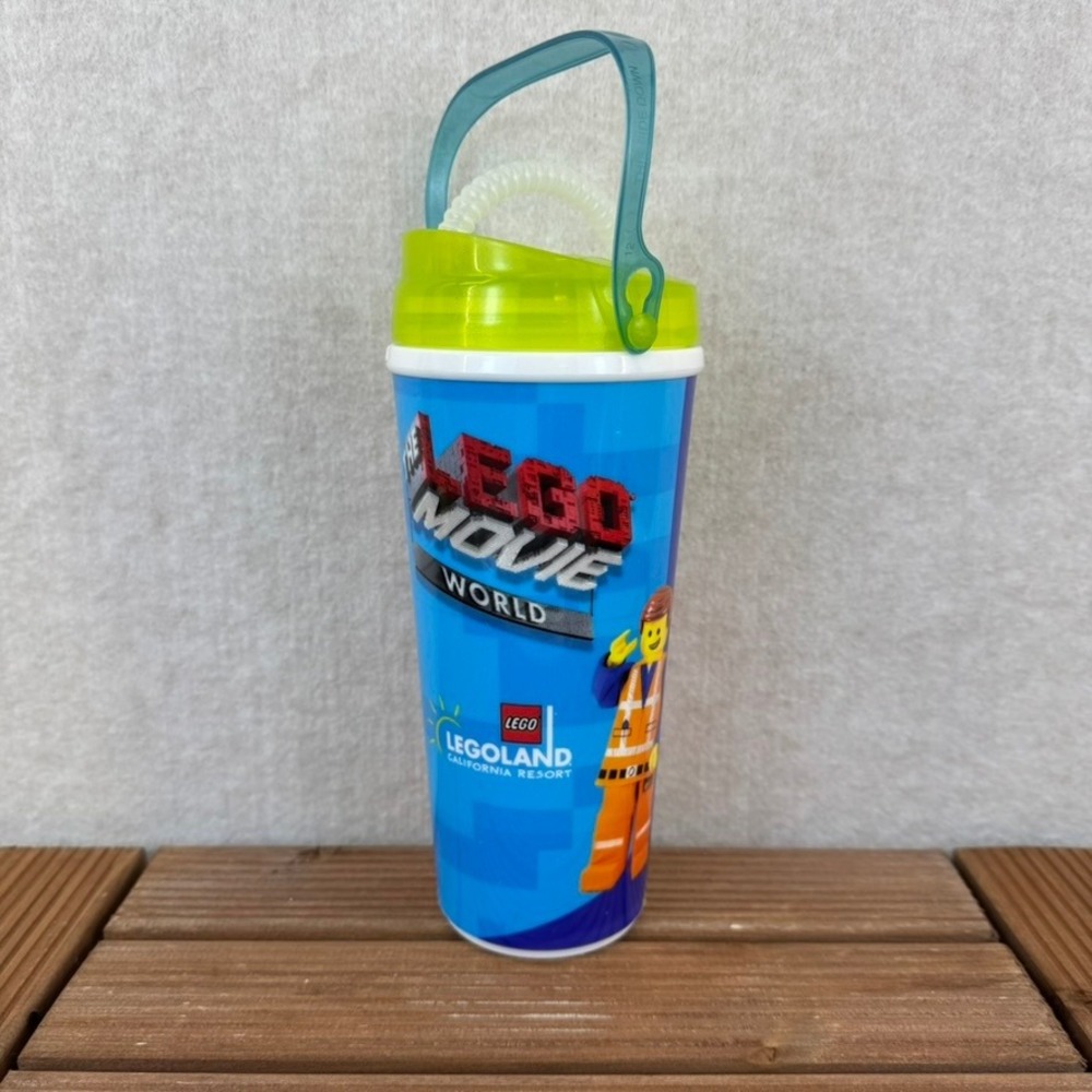 NEW The Lego Movie World California Resort Tumbler Cup with Straw and Handle